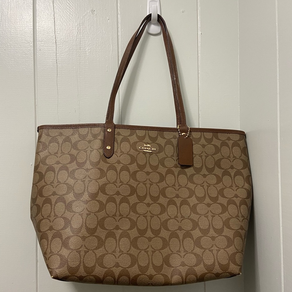 Reversible Coach bag